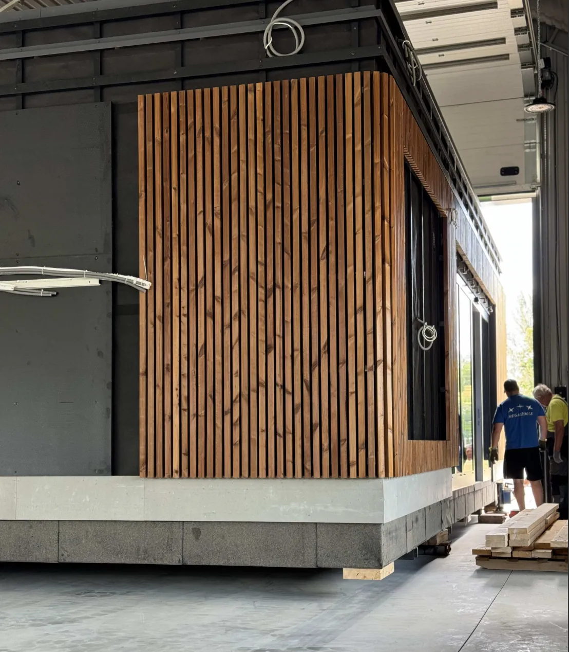 Cladding detail at the corner